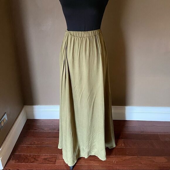 SHEIN Dresses & Skirts - SHEIN Maxi skirt green